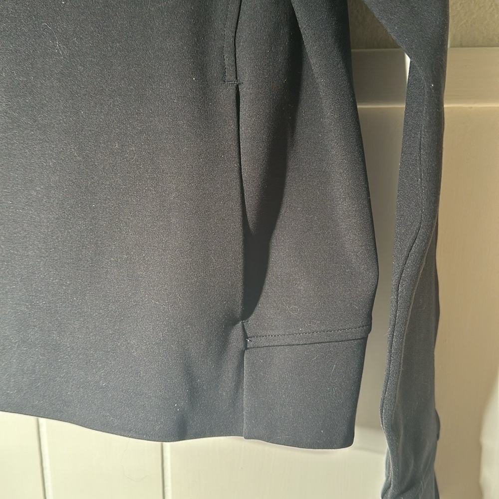 Lululemon Pull Over - image 3